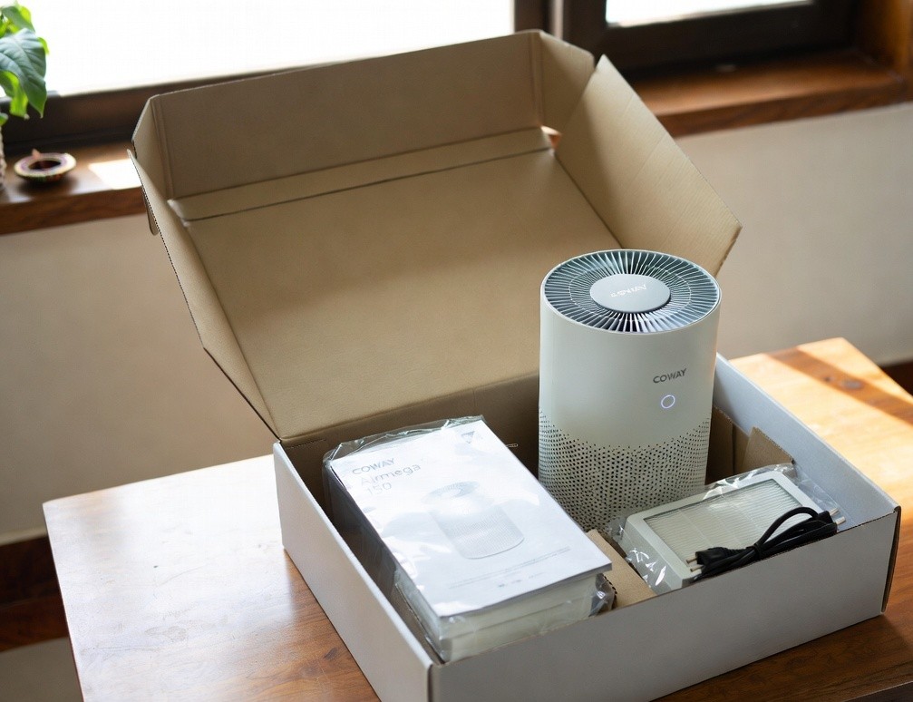 Unboxing the Coway Airmega 150 air purifier,Coway Airmega 150 Air Purifier Review India