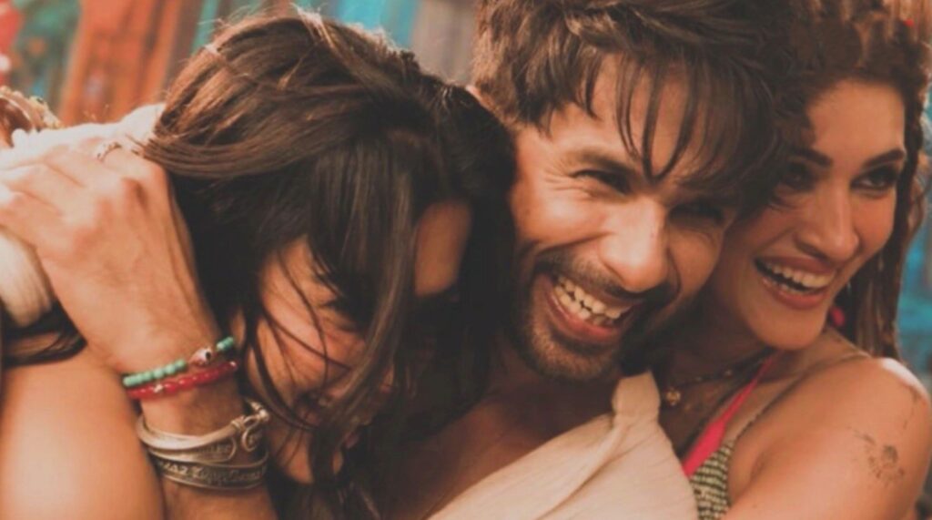 Shahid Kapoor, Kriti Sanon, and Rashmika Mandanna in a candid, affectionate group hug from Cocktail 2, reflecting the movie’s central themes of friendship and complicated emotions.